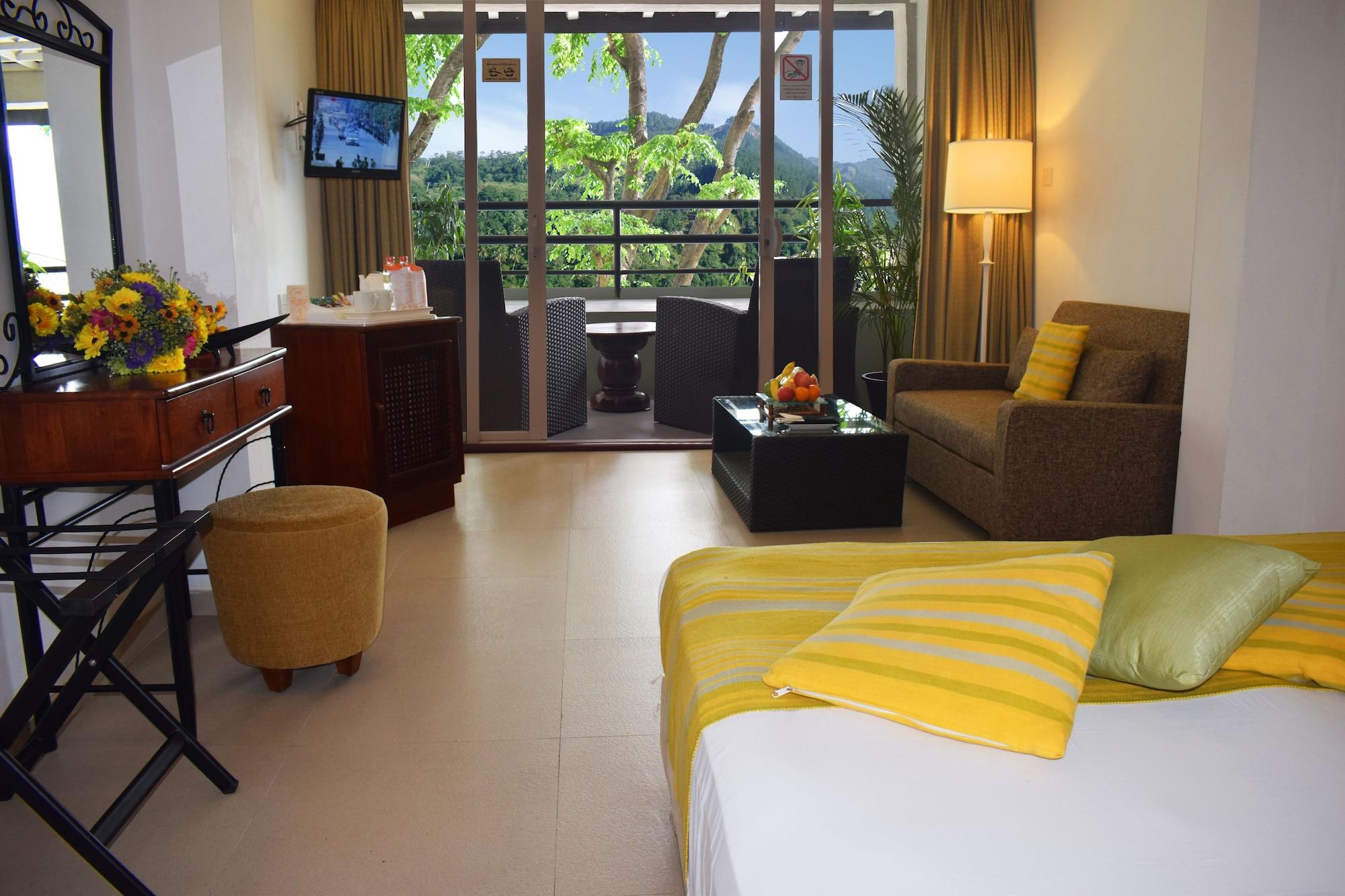 Thilanka Hotel Kandy Exterior photo